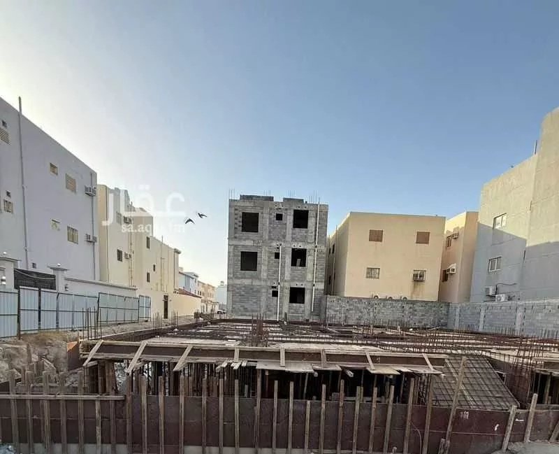 أرض للبيع في شارع بندار ابن الحسين, حي الرانوناء, مدينة المدينة المنورة, منطقة المدينة المنورة 1 صورة