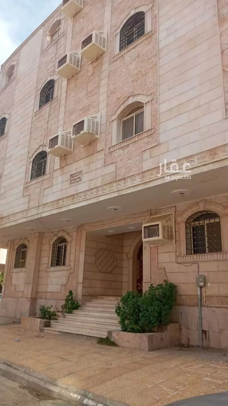 عمارة للبيع في شارع البويطن, حي العمرة, مدينة مكه المكرمه, منطقة مكة المكرمة 1 صورة