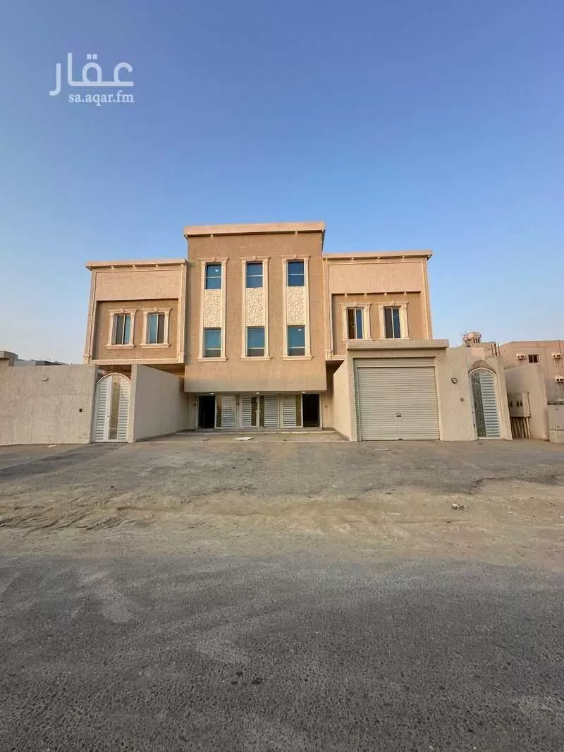 شقة للبيع في شارع العزيزية 44, حي العزيزية, مدينة الجبيل, المنطقة الشرقية 1 صورة