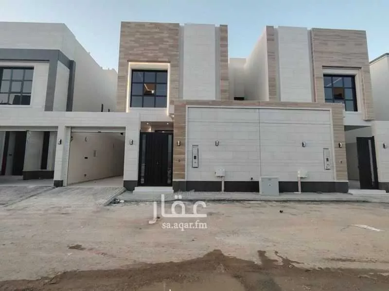 فيلا للبيع في شارع الشيخ عبدالرحمن الزواوي, حي الرمال, مدينة الرياض, منطقة الرياض 1 صورة