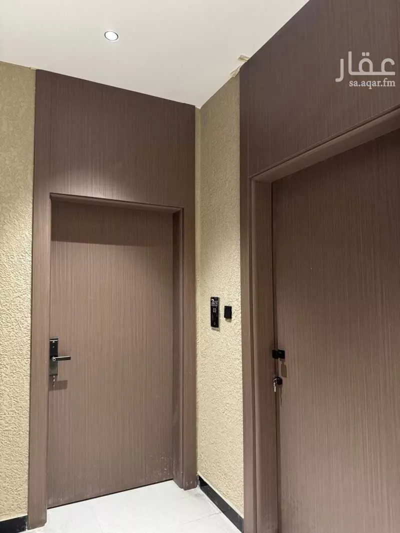 شقة للبيع في شارع محمد بن أحمد بن الوليد بن برد الأنطاكي, حي شوران, مدينة المدينه المنوره, منطقة المدينة المنورة 1 صورة