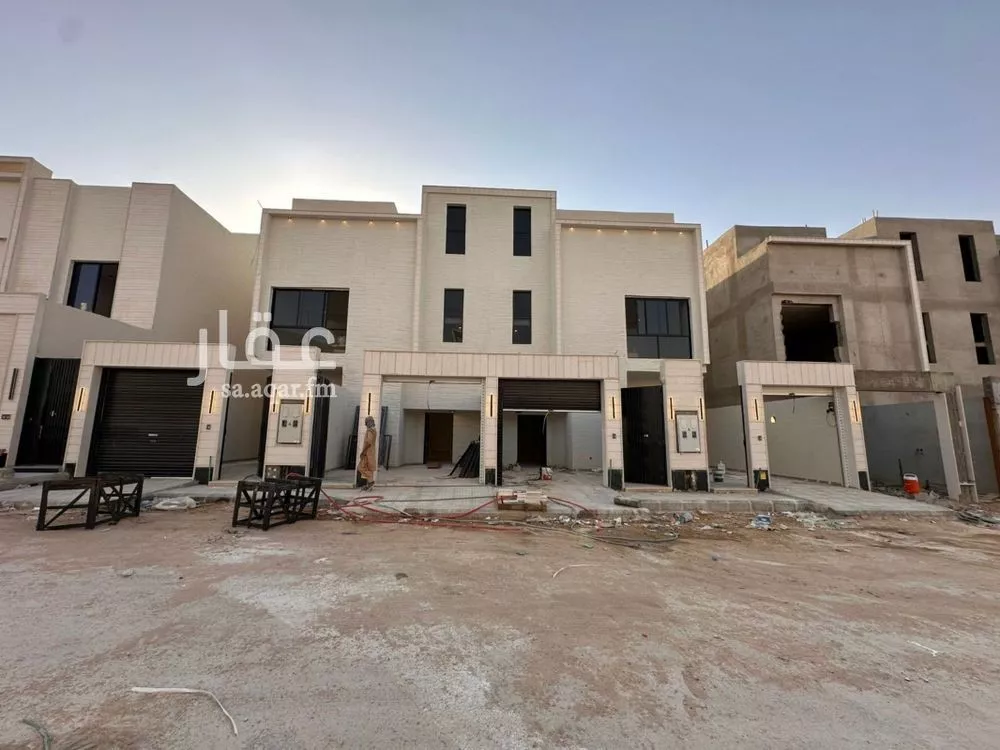 دور للبيع في شارع عبدالمنعم بن أبي نصر, حي الشفاء, مدينة الرياض, منطقة الرياض 1 صورة