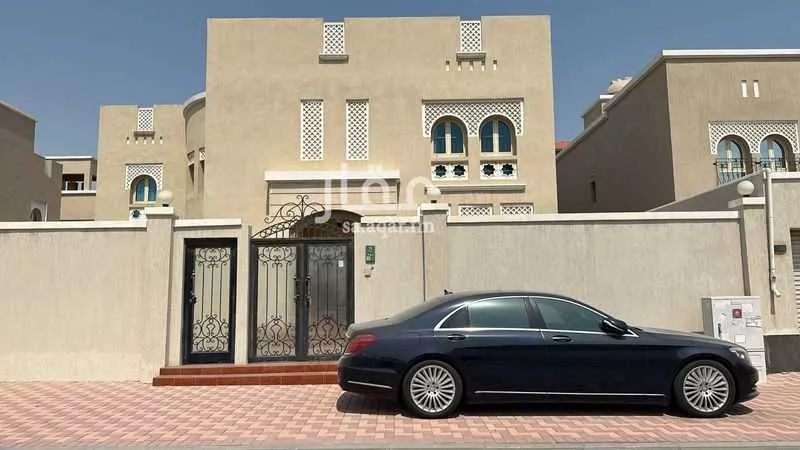 فيلا للبيع في شارع الازهار, حي النورس, مدينة الدمام, المنطقة الشرقية 1 صورة