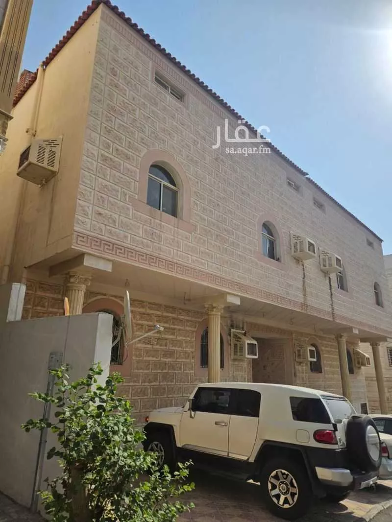 عمارة للبيع في شارع جليلة بنت عبدالجليل, حي السوق الجديد, مدينة مكة المكرمة, منطقة مكة المكرمة 1 صورة