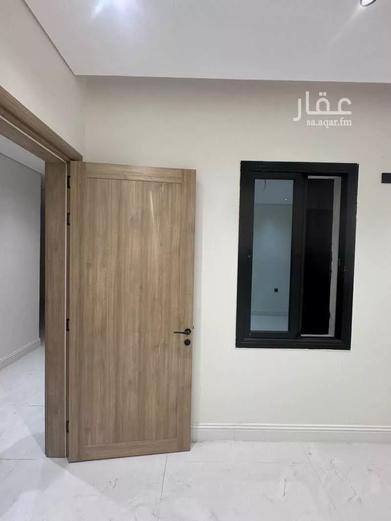 عمارة للبيع في شارع شاكر بن مكي ، المدينة المنورة ، منطقة المدينة المنورة 1 صورة