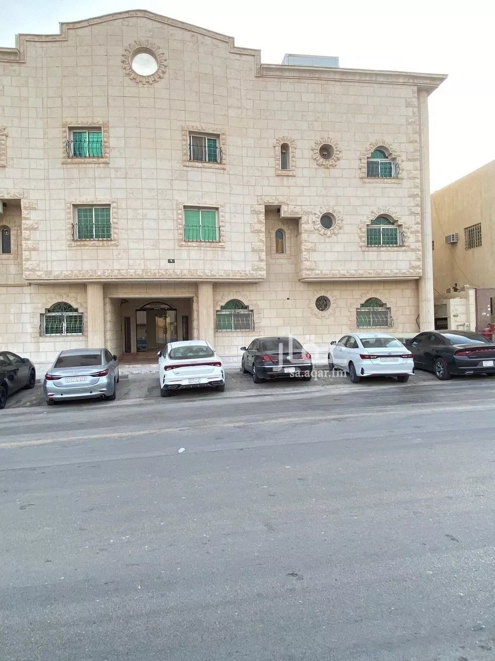 شقة للإيجار في شارع جرير بن عبدالله البجلي, حي مغرزات, مدينة الرياض, منطقة الرياض 1 صورة