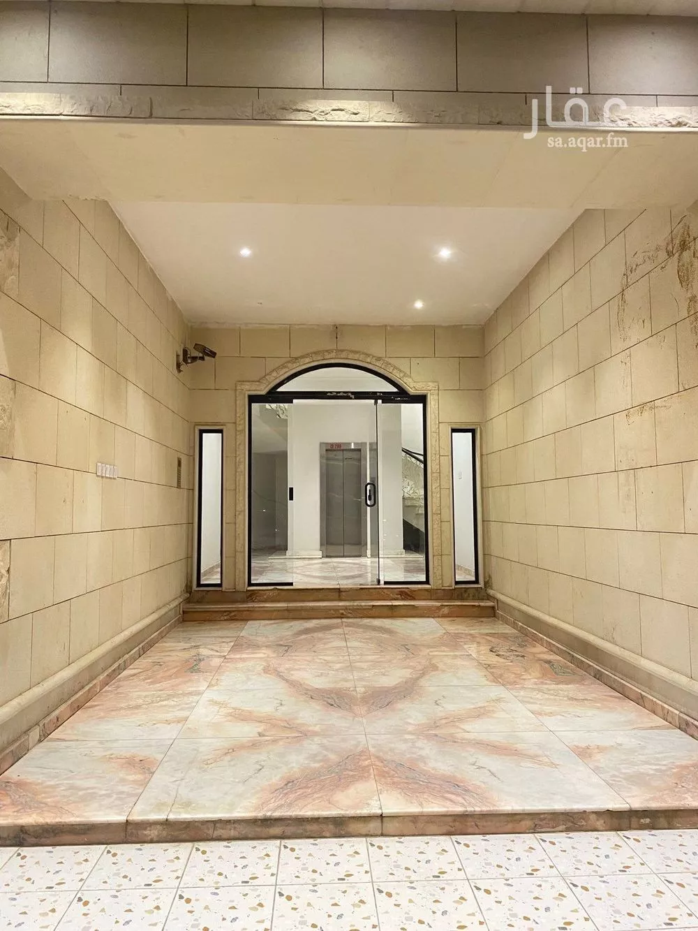شقة للإيجار في شارع خالد بن الوليد الفرعي, حي الشهداء, مدينة الرياض, منطقة الرياض 1 صورة