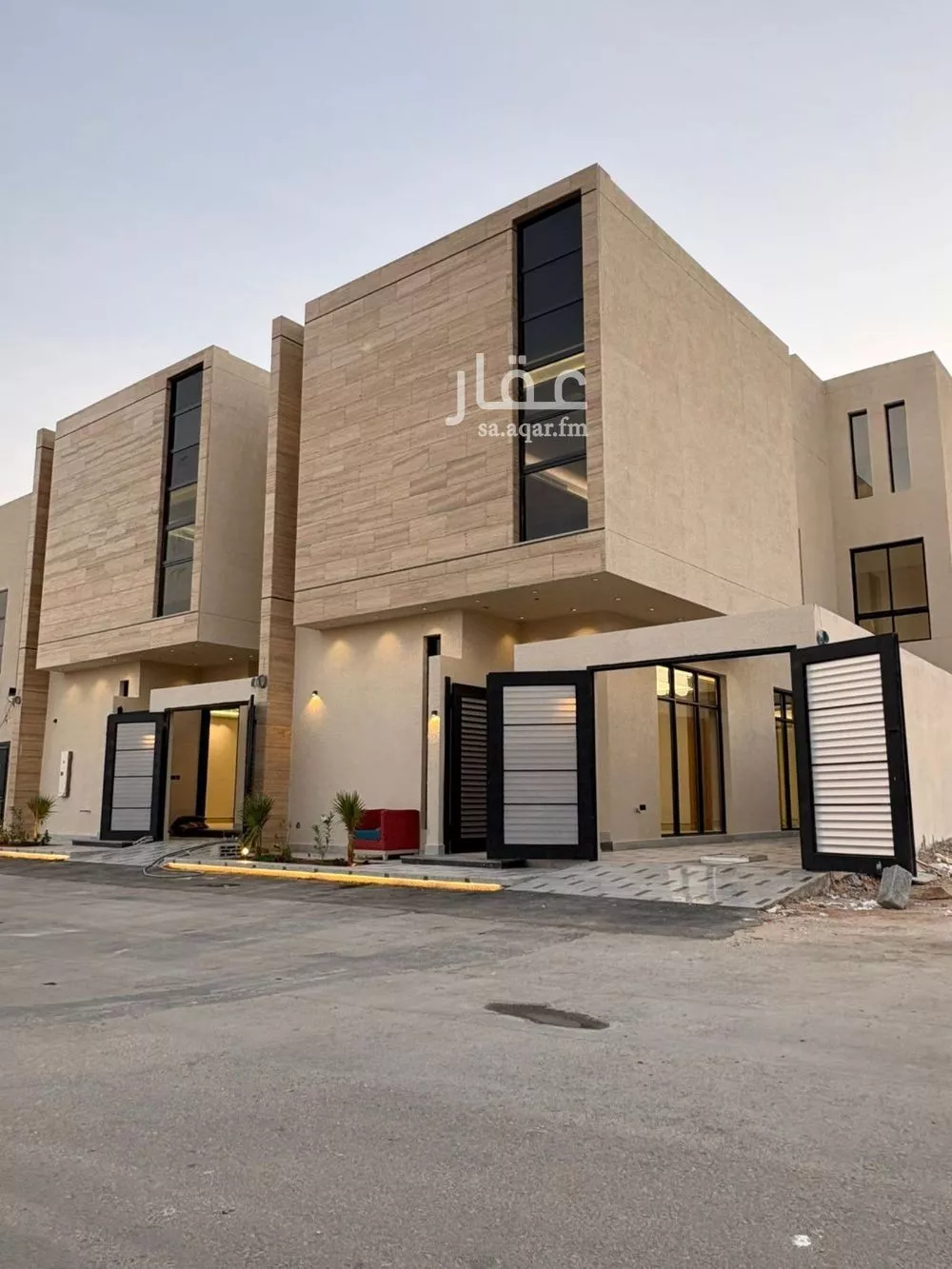 فيلا للبيع في شارع أبي العباس الصقلي, حي المهدية, مدينة الرياض, منطقة الرياض 1 صورة