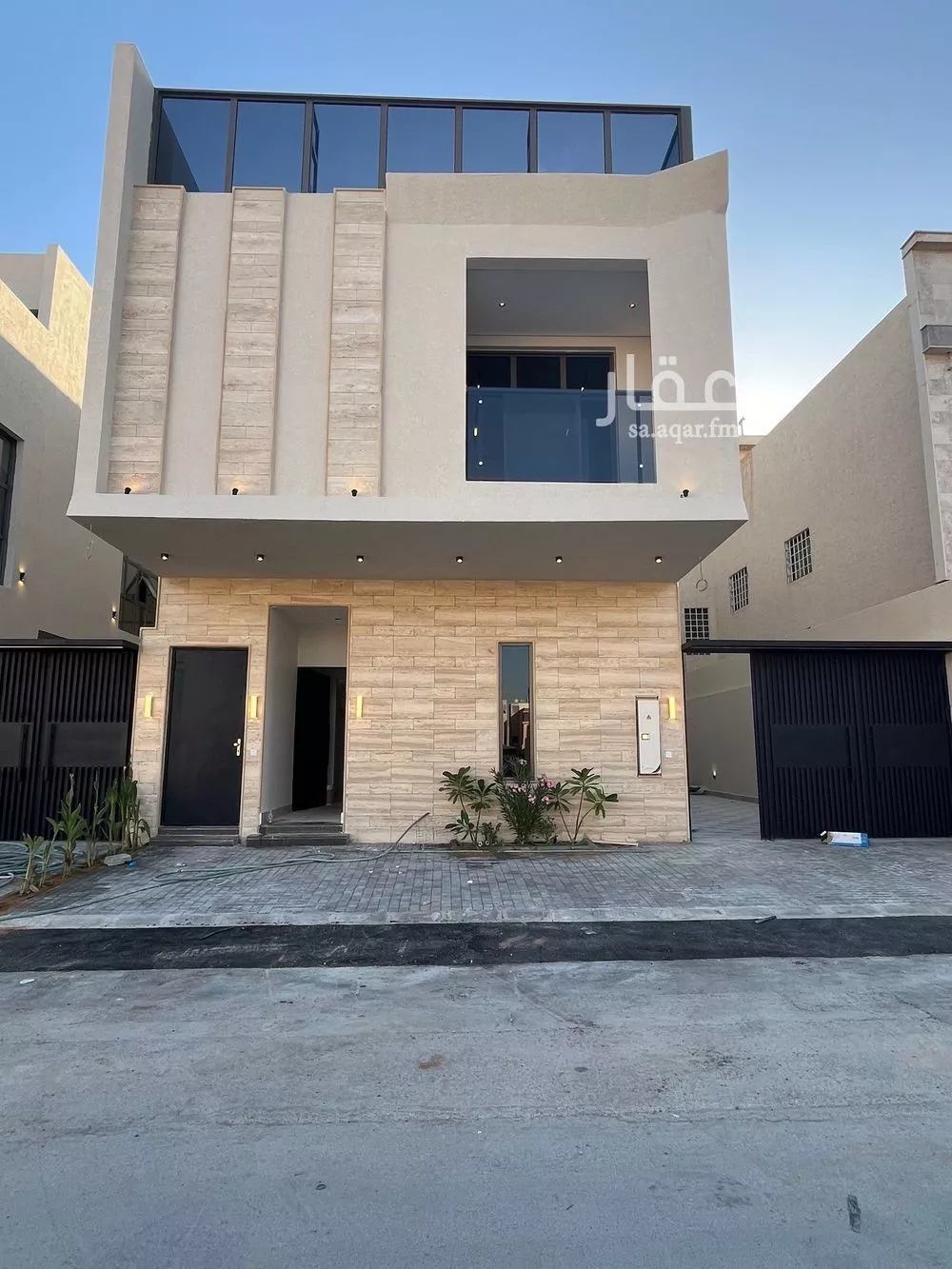 فيلا للبيع في شارع علي الجمال, حي المهدية, مدينة الرياض, منطقة الرياض 1 صورة