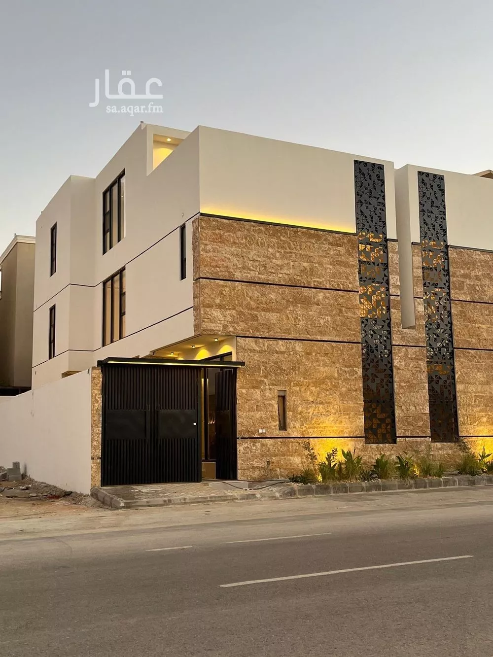 فيلا للبيع في شارع السيل الكبير, حي المهدية, مدينة الرياض, منطقة الرياض 1 صورة