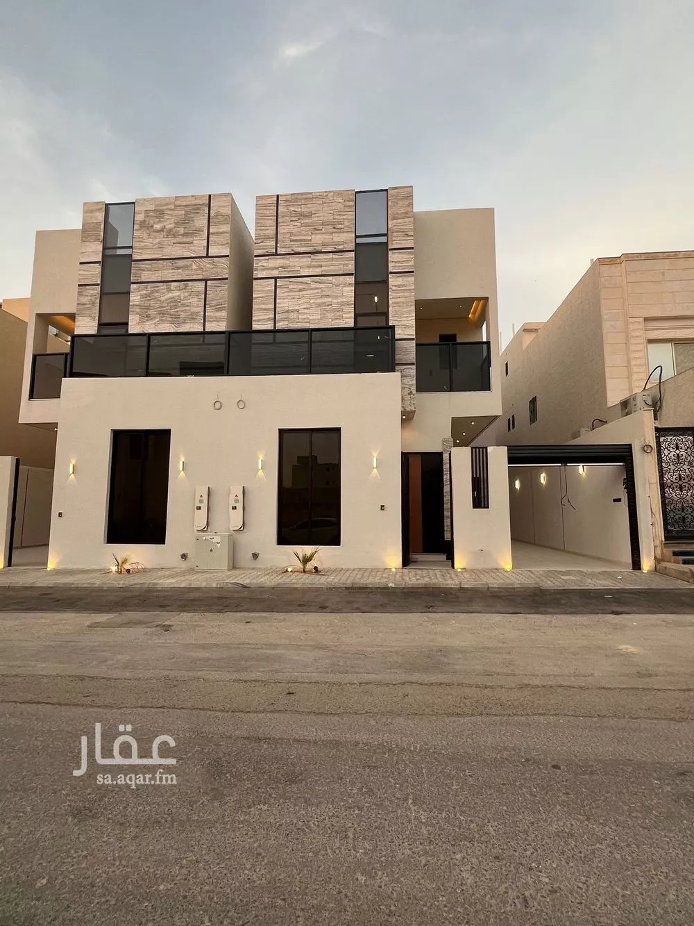 فيلا للبيع في شارع حامد أزهر, حي المهدية, مدينة الرياض, منطقة الرياض 1 صورة