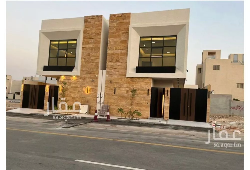 فيلا للبيع في شارع فؤاد محمد عمر توفيق, حي المهدية, مدينة الرياض, منطقة الرياض 1 صورة