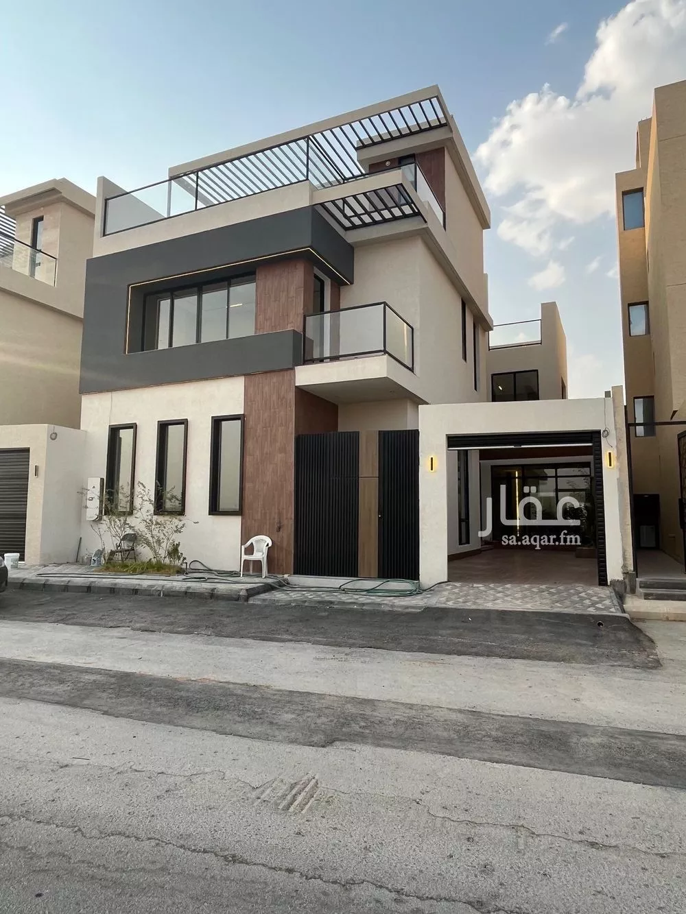 فيلا للبيع في شارع السيل الكبير, حي المهدية, مدينة الرياض, منطقة الرياض 1 صورة