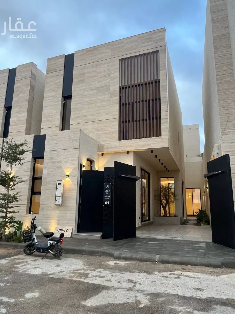 فيلا للبيع في شارع علي الجمال, حي المهدية, مدينة الرياض, منطقة الرياض 1 صورة