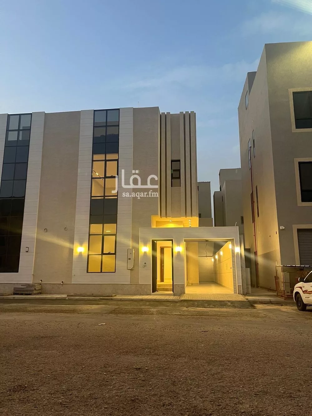 فيلا للبيع في شارع السيل الكبير, حي المهدية, مدينة الرياض, منطقة الرياض 1 صورة