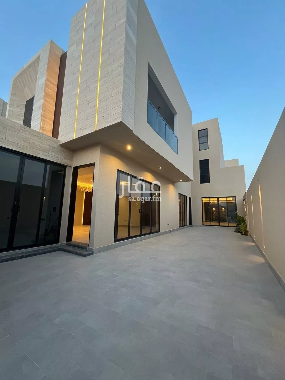 فيلا للبيع في شارع السيل الكبير, حي المهدية, مدينة الرياض, منطقة الرياض 1 صورة