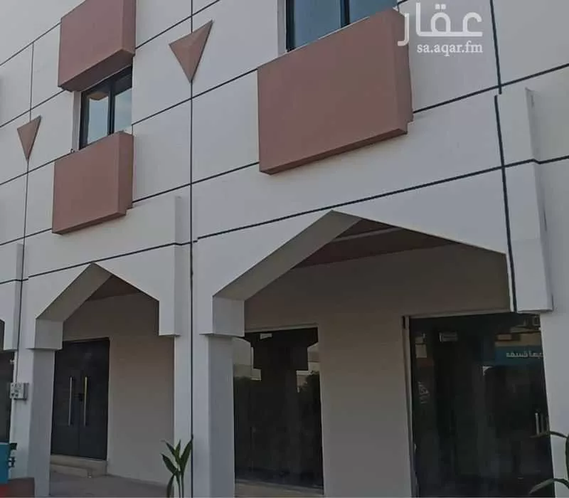 محل للإيجار في شارع عبدالله ابن سعود, حي الفيصلية, مدينة امارة منطقة الرياض - الدرعيه, منطقة الرياض 1 صورة