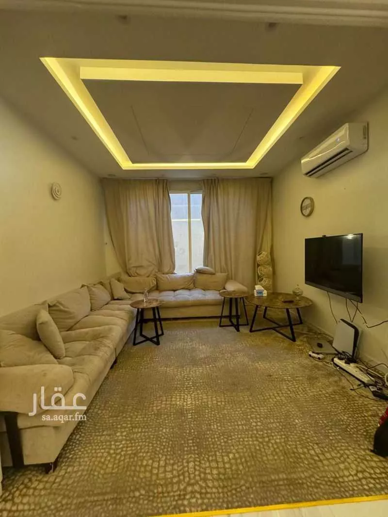فيلا للبيع في شارع أبي القاسم الزياني, حي المهدية, مدينة الرياض, منطقة الرياض 1 صورة