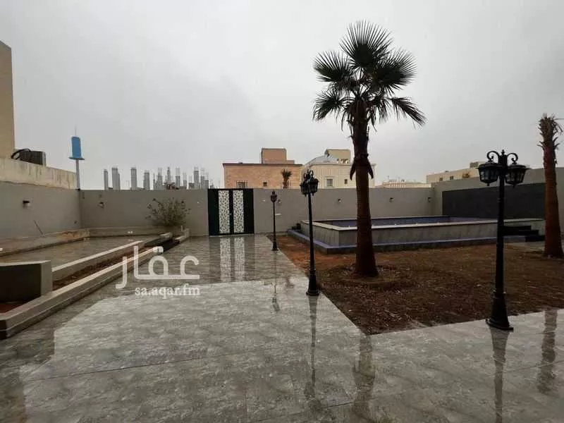 فيلا للبيع في شارع أبي الحق الحنفي, حي المهدية, مدينة الرياض, منطقة الرياض 1 صورة