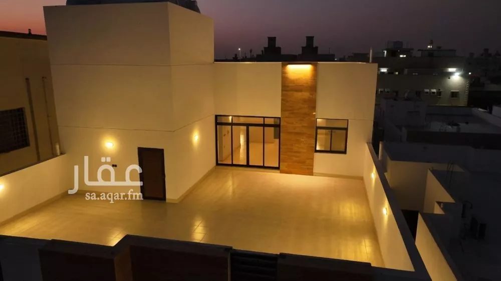 دور للبيع في شارع القرينية 117, حي القرينية, مدينة جدة, منطقة مكة المكرمة 1 صورة
