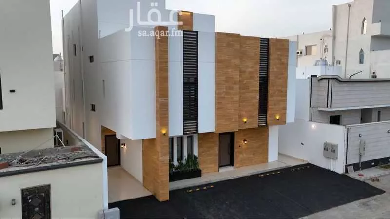 دور للبيع في شارع القرينية 117, حي القرينية, مدينة جدة, منطقة مكة المكرمة 1 صورة