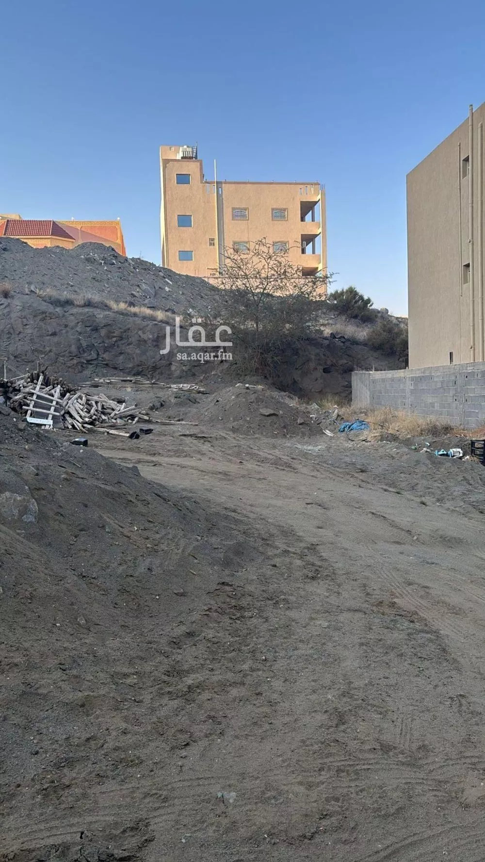أرض للبيع في شارع وادي النعيم, حي الروضة, مدينة أبها, منطقة عسير 1 صورة