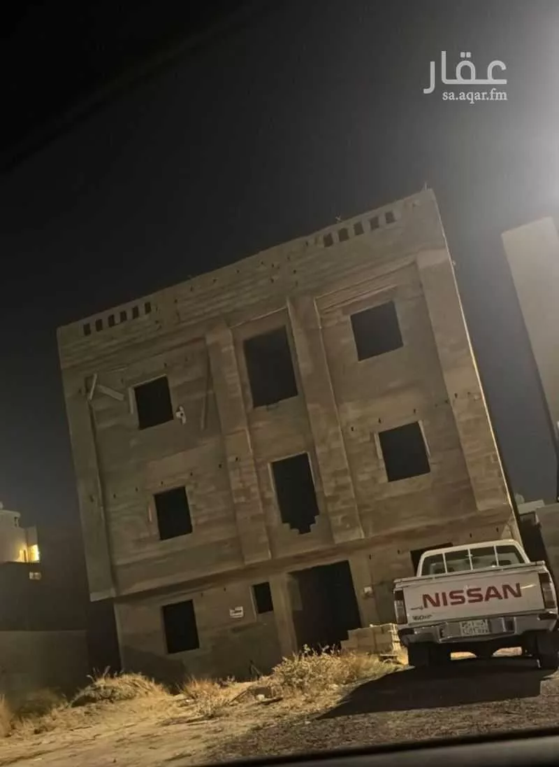 عمارة للبيع في شارع عامر احمد حسين الهلالي, حي الروضة, مدينة أبها, منطقة عسير 1 صورة