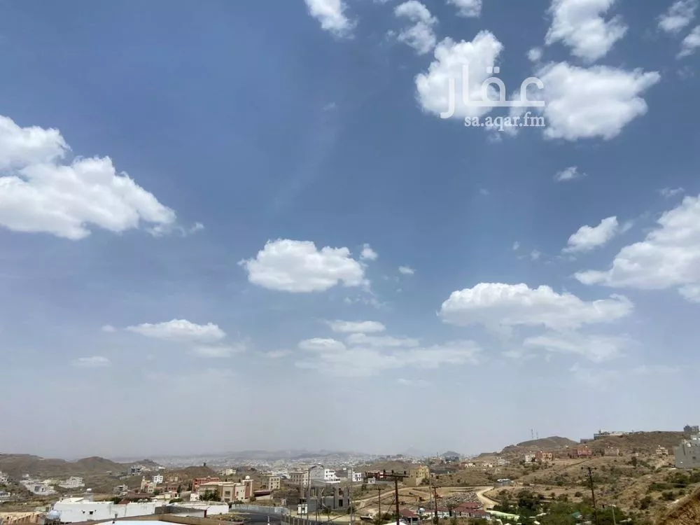 فيلا للبيع في شارع ابو بدية, حي السلام, مدينة أبها, منطقة عسير 1 صورة