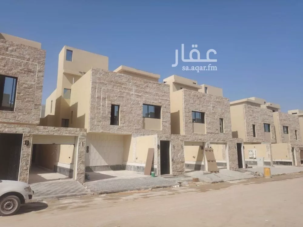 دور للبيع في شارع أبي بكر اليقطيني, حي طويق, مدينة الرياض, منطقة الرياض 1 صورة