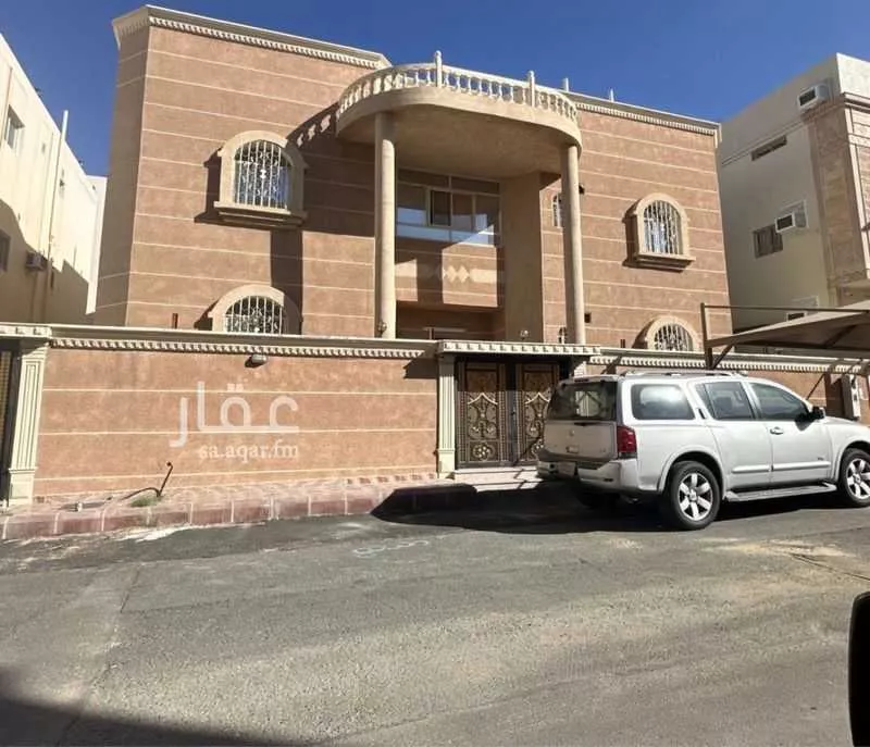 عمارة للبيع في شارع حبان ابن زيد ابو خداش, حي جبرة, مدينة الطائف, منطقة مكة المكرمة 1 صورة