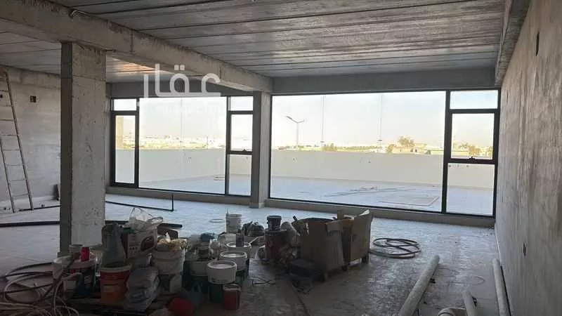 مكتب تجاري للإيجار في شارع الحمر 4, حي الحمر الجنوبي, مدينة بريده, منطقة القصيم 1 صورة