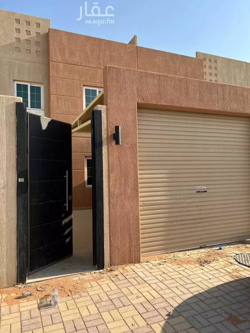 فيلا للبيع في شارع إبراهيم القوصي ، حي مطار الملك خالد الدولي ، الرياض ، منطقة الرياض 1 صورة