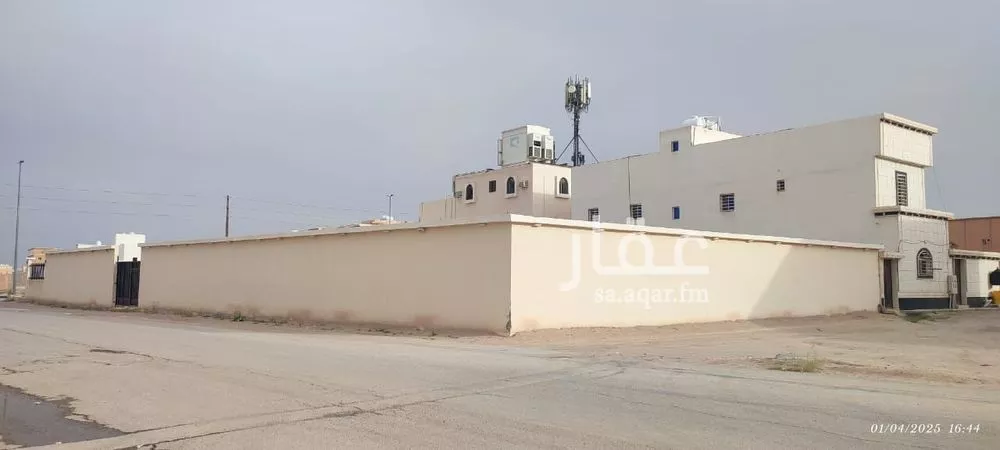 أرض للبيع في شارع يحيى الادريسي, حي السليمانية, مدينة حفر الباطن, المنطقة الشرقية 1 صورة