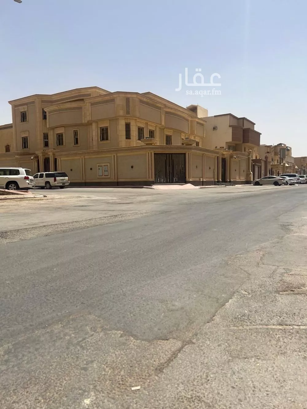 فيلا للبيع في شارع علي ابن منصور الحلبي, حي الرمال, مدينة الرياض, منطقة الرياض 1 صورة