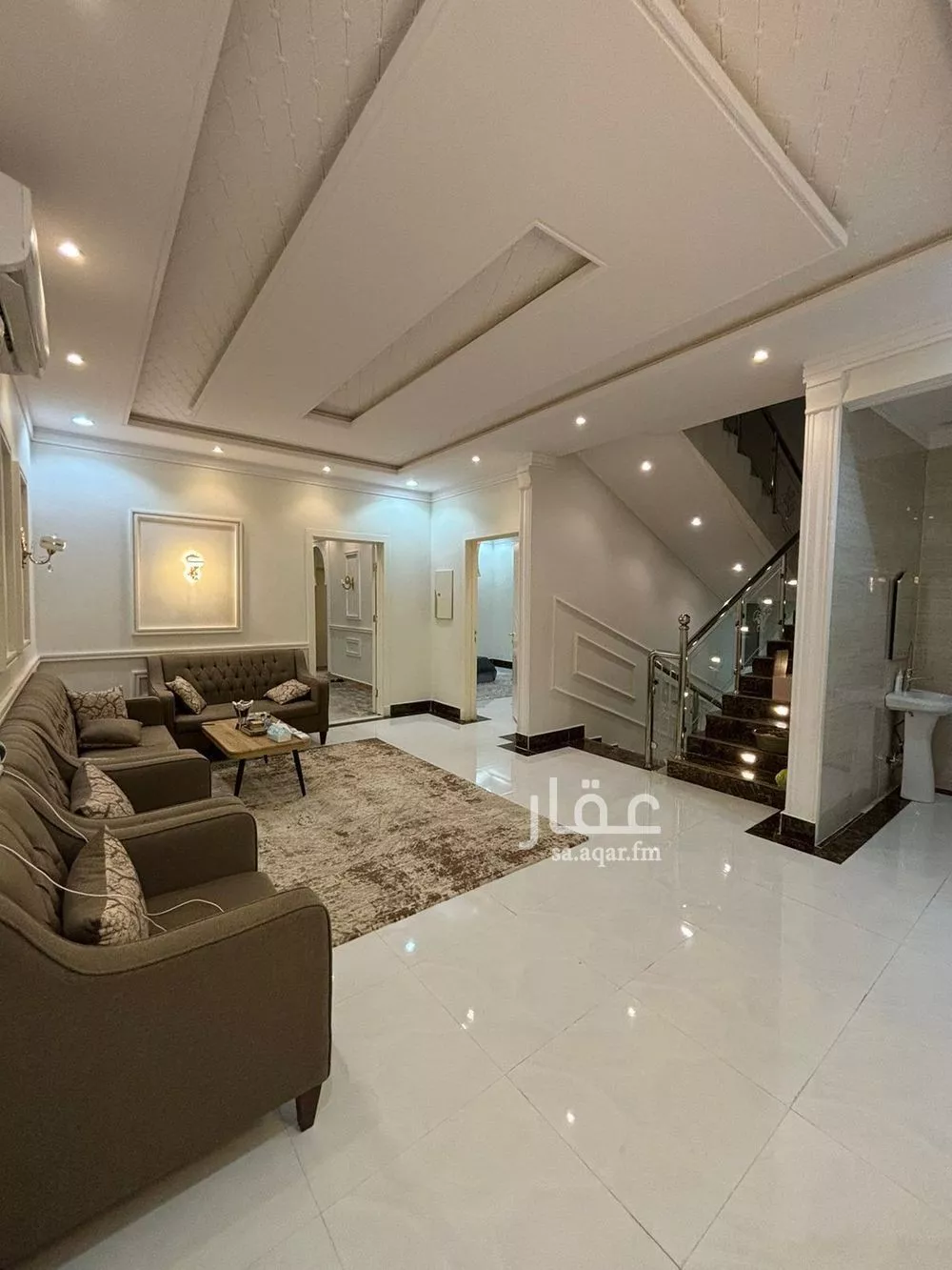 فيلا للإيجار في شارع عبدالله أبي العينين, حي طويق, مدينة الرياض, منطقة الرياض 1 صورة