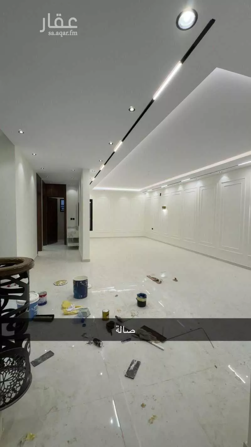 فيلا للبيع في شارع رقم 330, حي ظهرة لبن, مدينة الرياض, منطقة الرياض 1 صورة