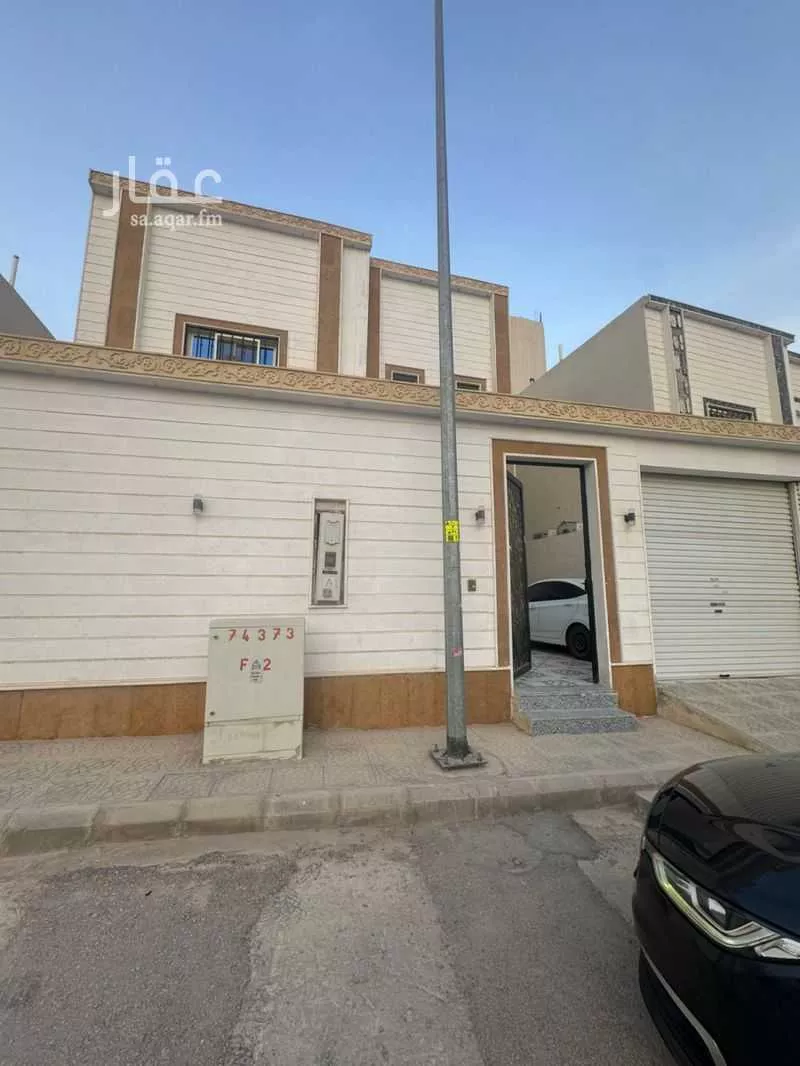 فيلا للبيع في شارع عثمان بن منظور, حي طيبة, مدينة الرياض, منطقة الرياض 1 صورة