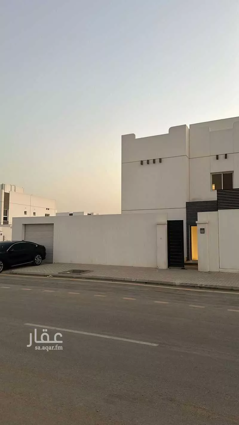 فيلا للبيع في شارع الشيخ عبدالرزاق عفيفي, حي الفاروق, مدينة الرياض, منطقة الرياض 1 صورة