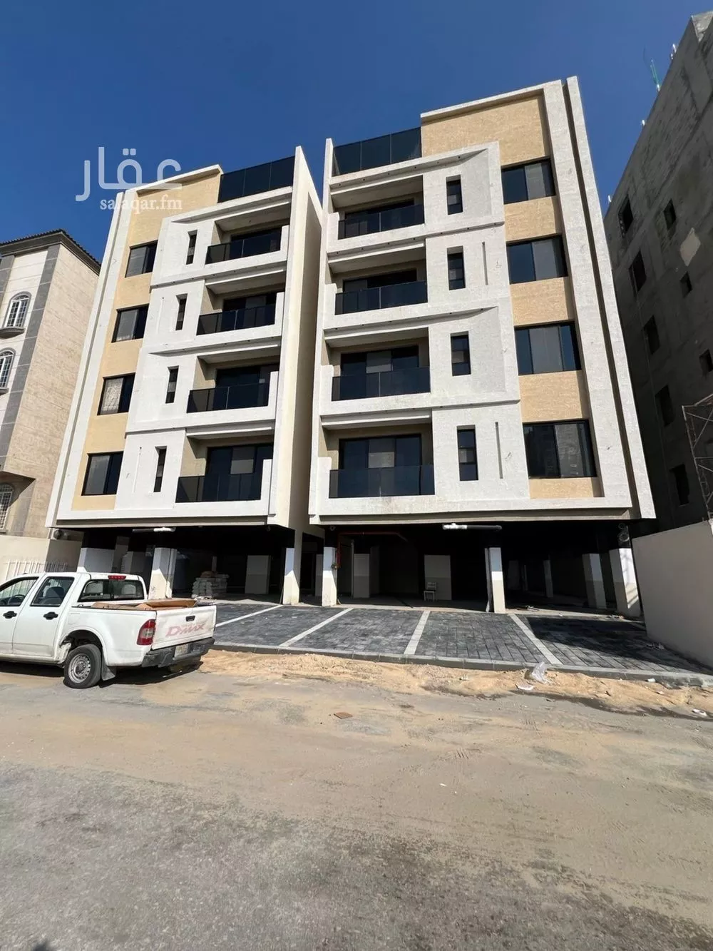 شقة للبيع في شارع الريحان, حي المنتزة, مدينة الدمام, المنطقة الشرقية 1 صورة