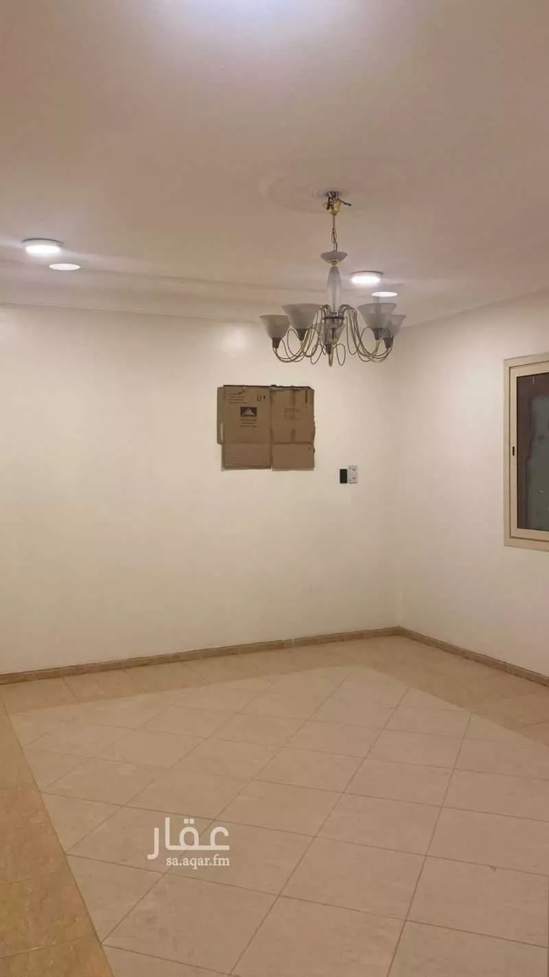 فيلا للإيجار في شارع شارع امير المومنين عمر بن الخطاب, حي أحد, مدينة الدمام, المنطقة الشرقية 1 صورة