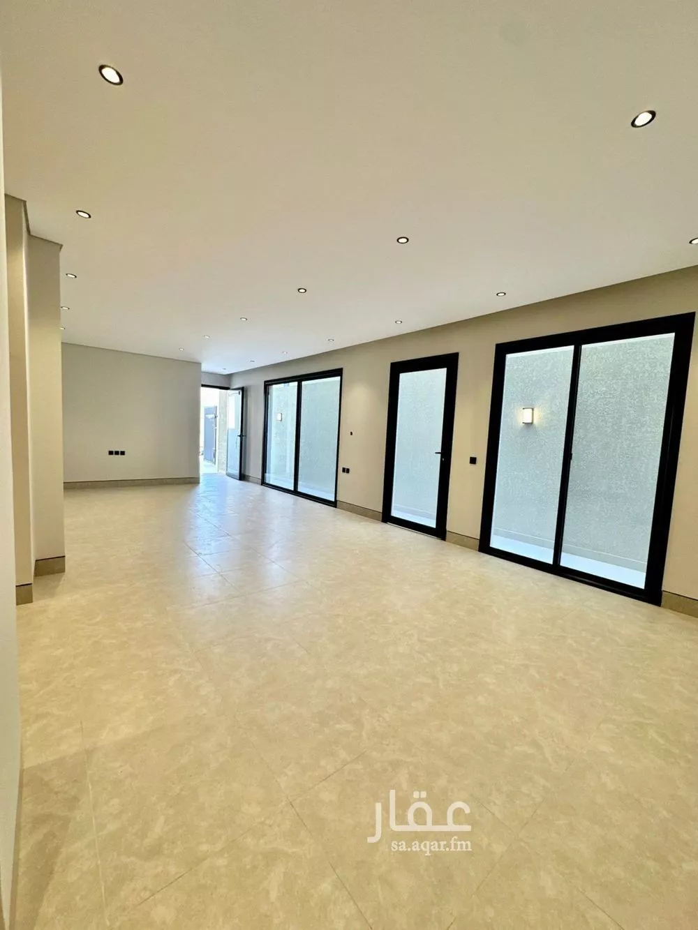 دور للبيع في شارع الحسن بن الهيثم, حي النرجس, مدينة الرياض, منطقة الرياض 1 صورة