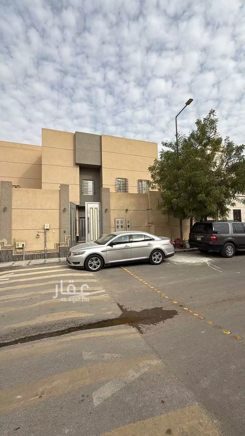 فيلا للبيع في شارع عيد بن حرب, حي القيروان, مدينة الرياض, منطقة الرياض 1 صورة