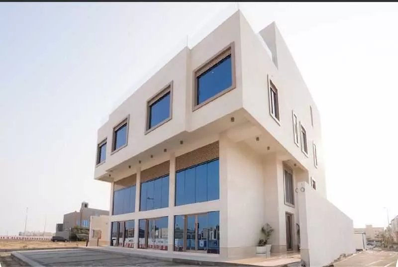 فيلا للإيجار في شارع عمرو بن أنس الأنصاري(رضي ال, حي اللؤلؤ, مدينة جدة, منطقة مكة المكرمة 1 صورة