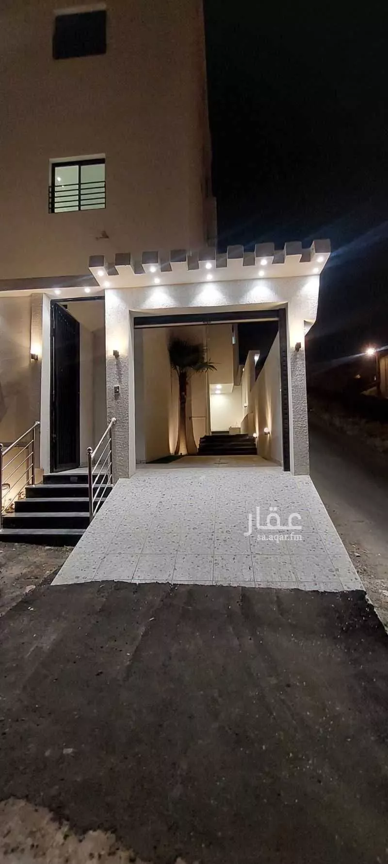 دور للبيع في شارع الرياشي, حي الروابي, مدينة ابها, منطقة عسير 1 صورة