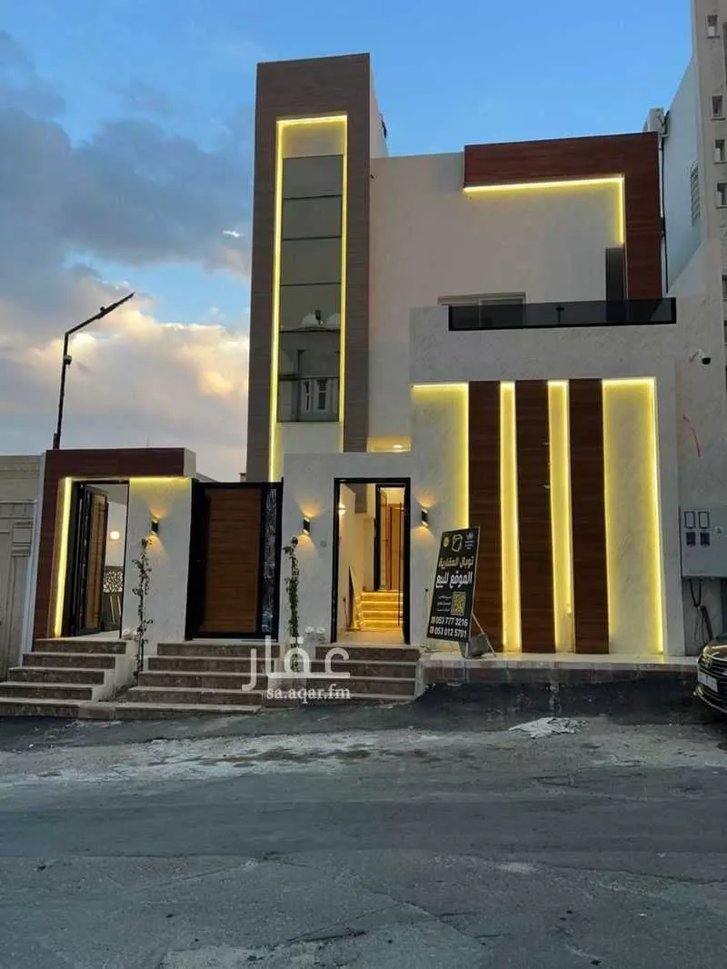 دور للبيع في شارع وادي السليف, حي الروضة, مدينة ابها, منطقة عسير 1 صورة