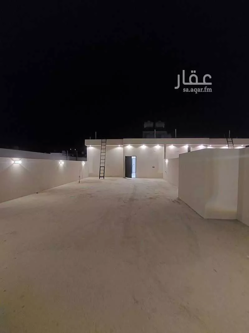 شقة للبيع في شارع الرقيبة, حي الزهور, مدينة ابها, منطقة عسير 1 صورة