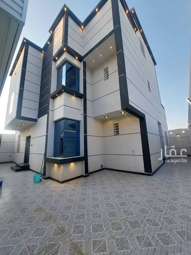 فيلا للبيع في حي سلطانة, مدينة ابها, منطقة عسير 1 صورة
