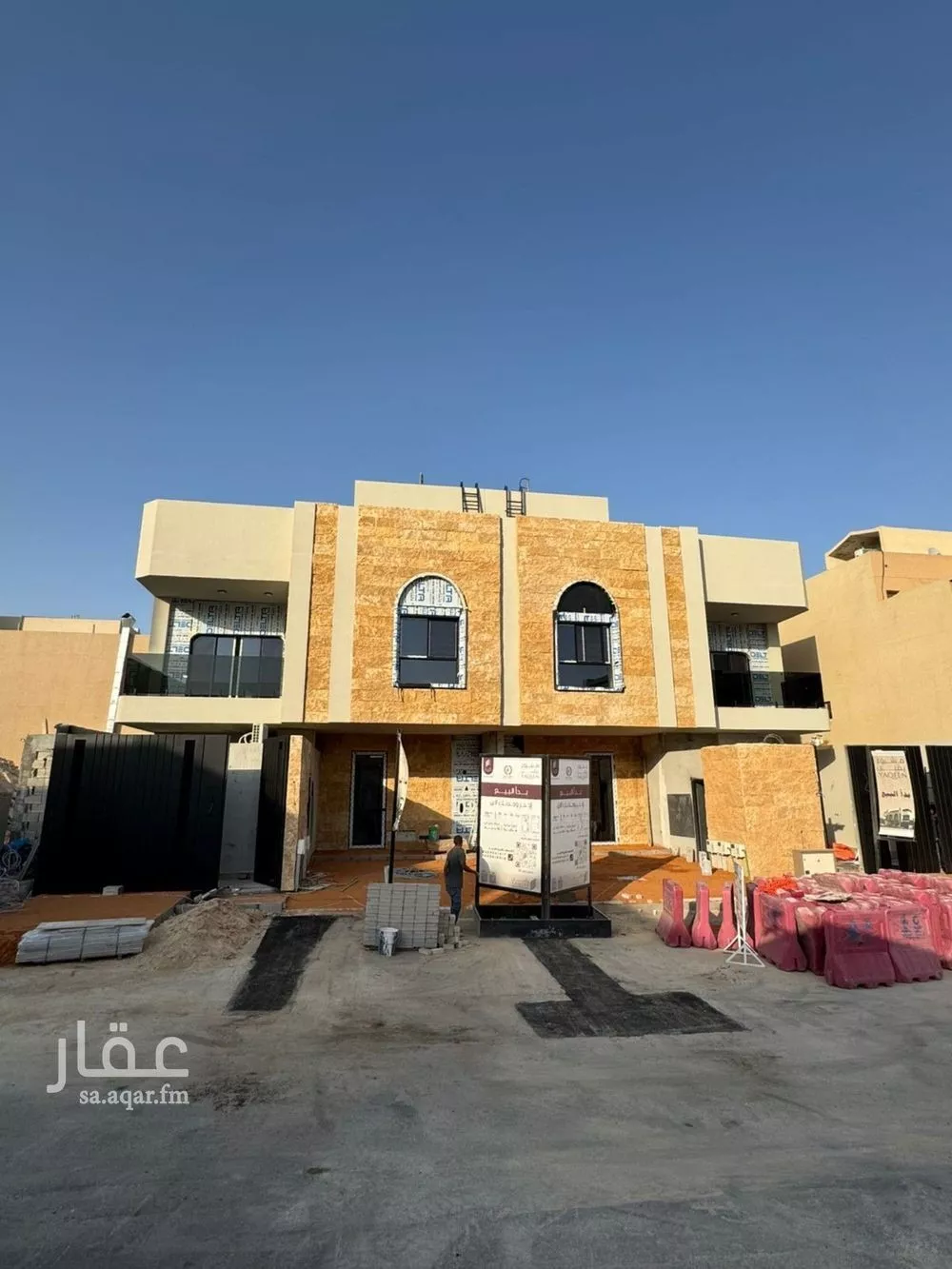 دور للبيع في شارع رقم 227, حي النرجس, مدينة الرياض, منطقة الرياض 1 صورة