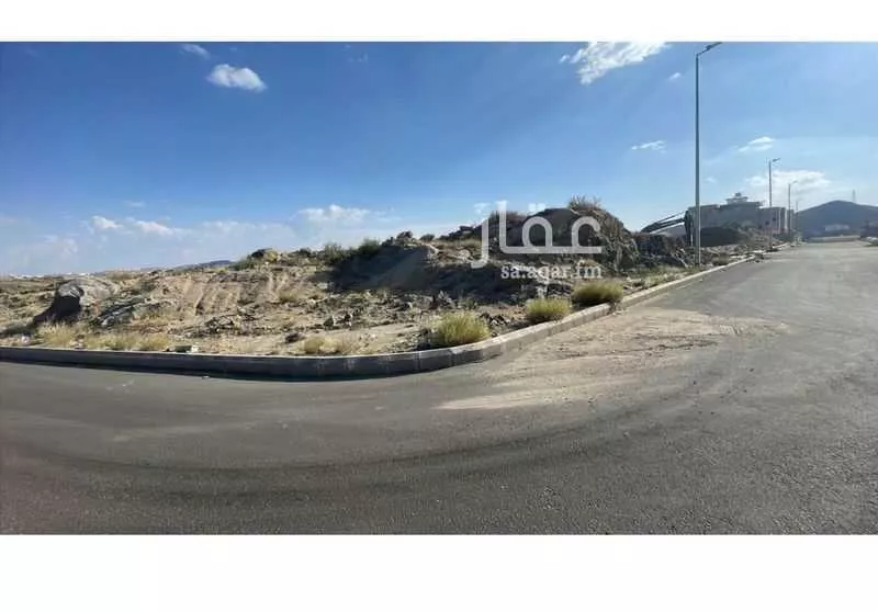 أرض للبيع في حي الصناعية, مدينة أبها, منطقة عسير 1 صورة