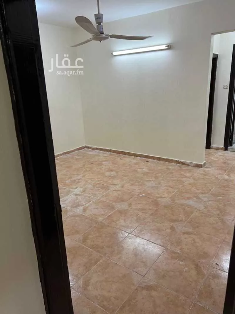 عمارة للإيجار في شارع عبدالله بن عمر, حي النسيم الغربي, مدينة الرياض, منطقة الرياض 1 صورة